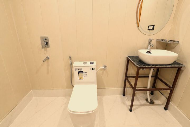 Room 20 of 36