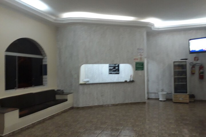 Room 60 of 98