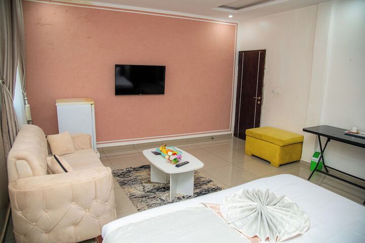 Room 37 of 110