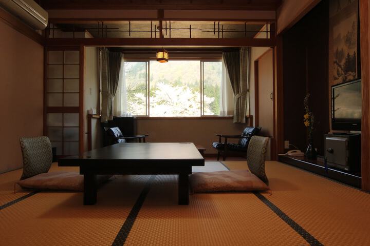Room 10 of 57