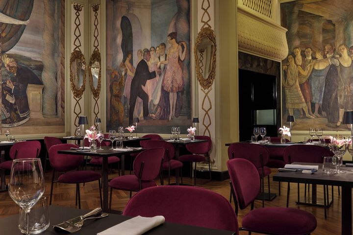Dining 58 of 91
