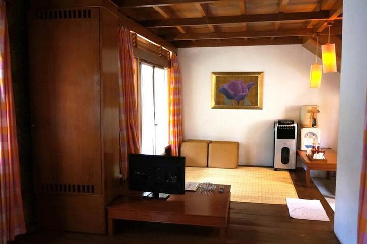 Room 9 of 54