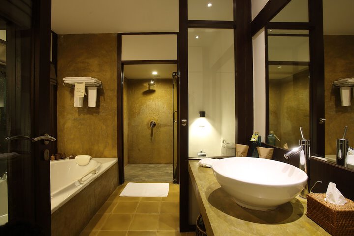 Clean Restrooms