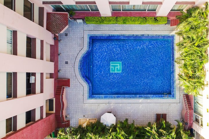 Pool 42 of 70