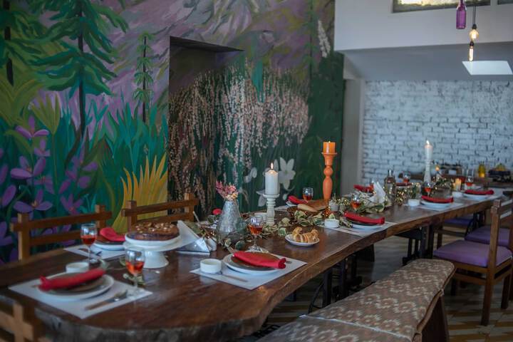Dining 63 of 70