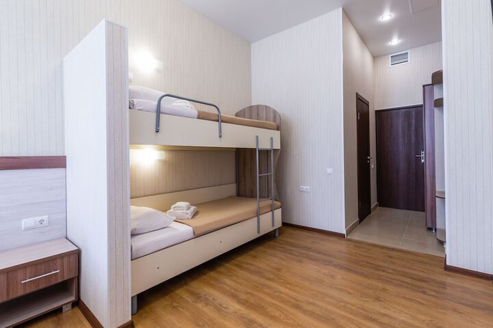 Room 13 of 21