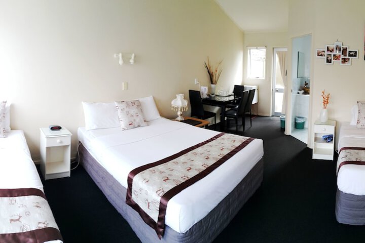 Room 42 of 76