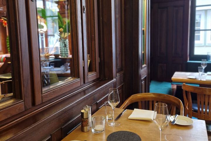 Dining 109 of 135