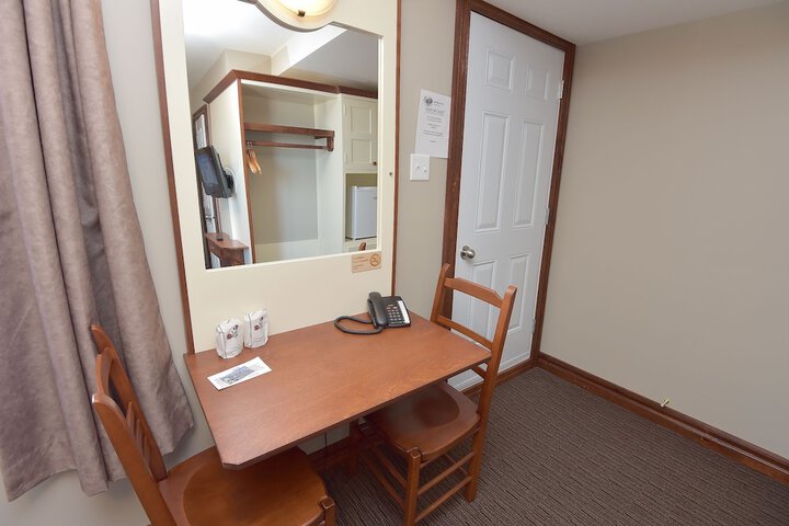 Room 37 of 49