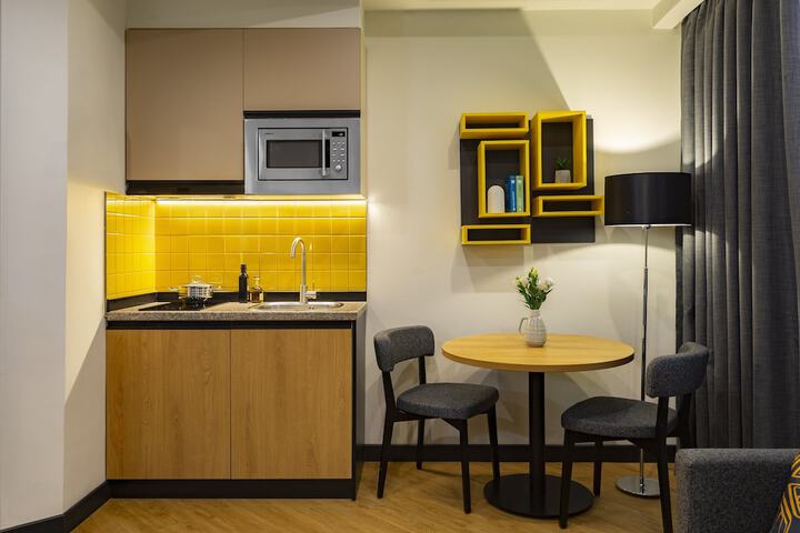Private kitchenette