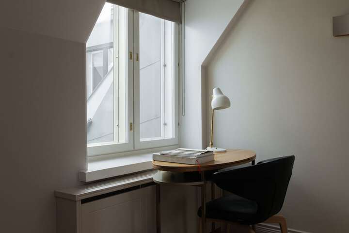 Room 52 of 115