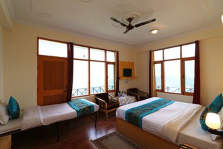 Room 34 of 41