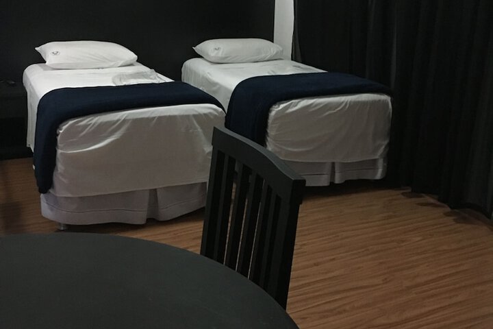 Room 4 of 43
