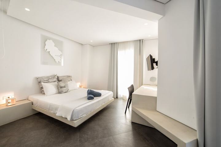 Room 32 of 283