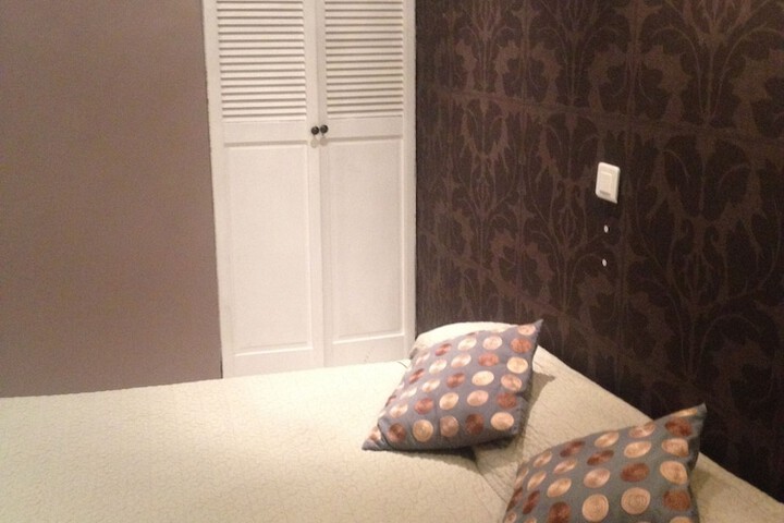 Room 16 of 70