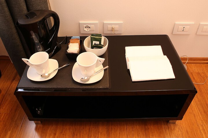 Breakfast/Coffee Service 37 of 72
