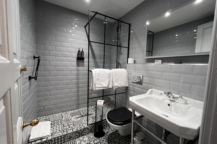 Clean Restrooms