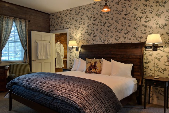Room 8 of 49