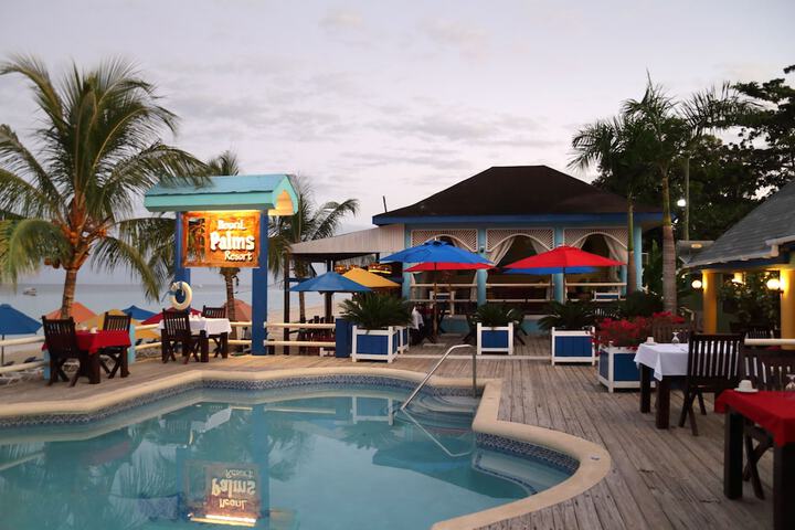 Pools & Facilities