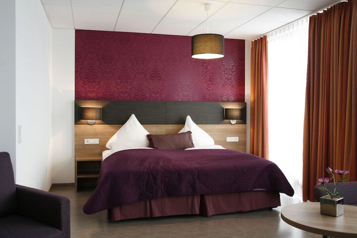 Room 7 of 26