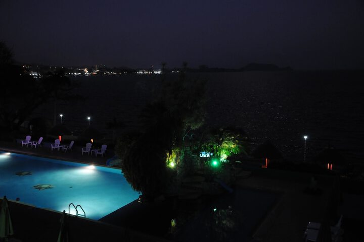 Hotel with Pool