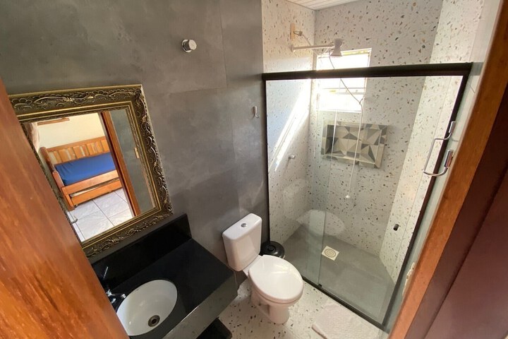 Room 16 of 46