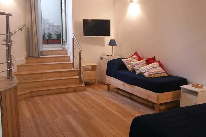 Room 8 of 21