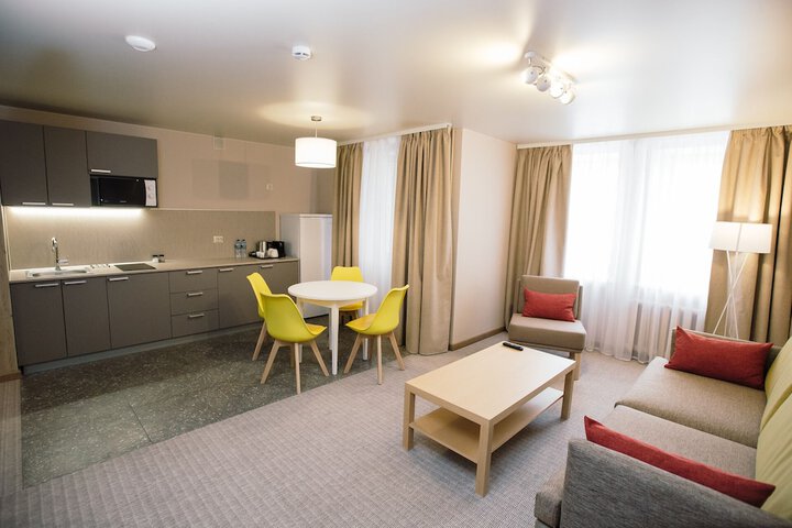 Room 4 of 52