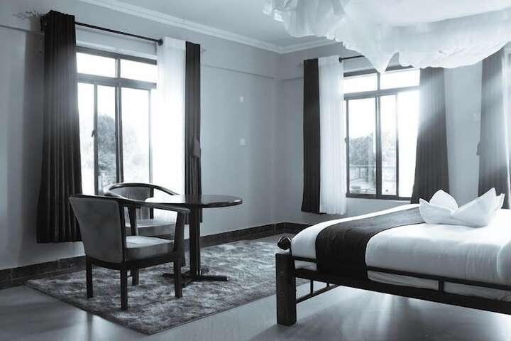 Room 15 of 80