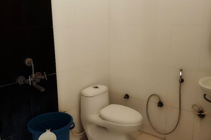 Room 36 of 65