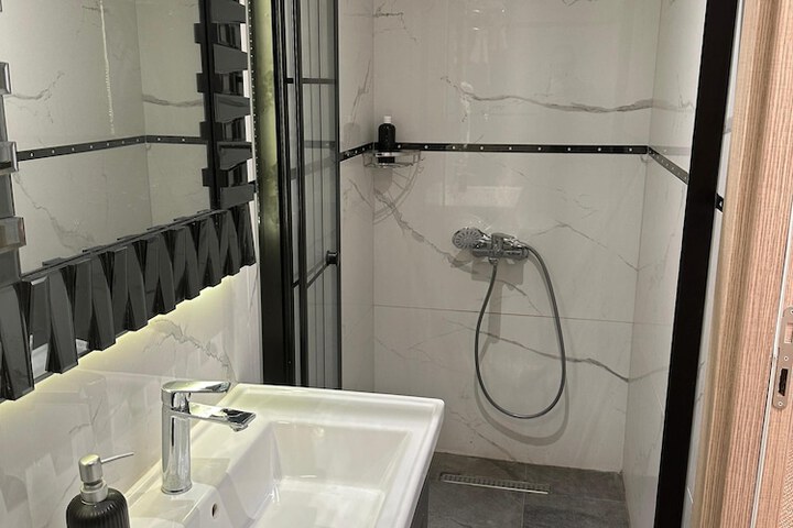 Room 20 of 22