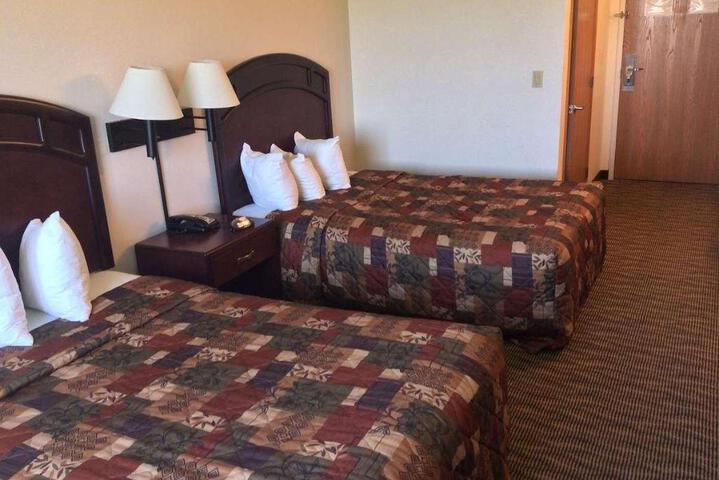 1 King Bed Mobility Accessible (6 of 10)