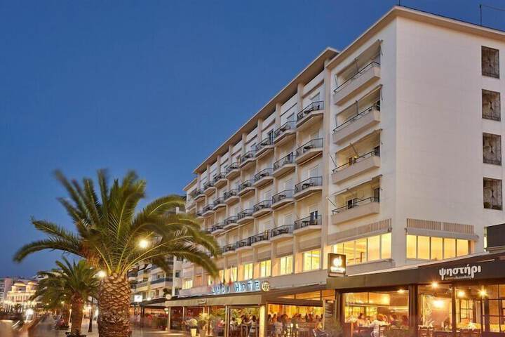 Hotel 85 of 88