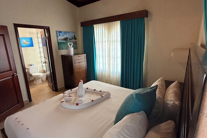 Room 42 of 172