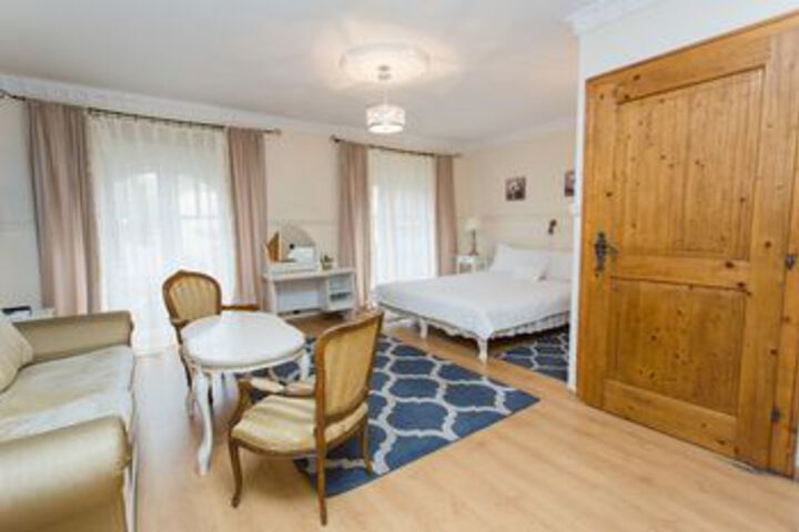 Room 18 of 40