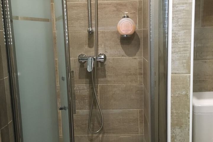 Room 18 of 31