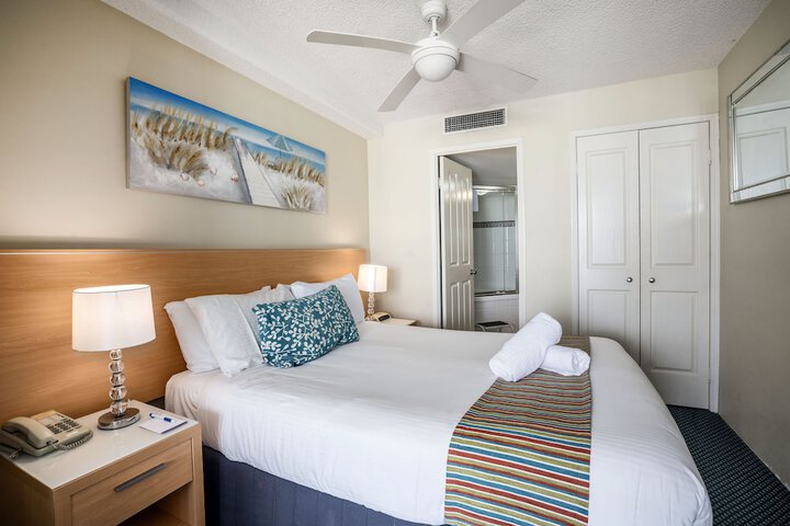 Room 12 of 191