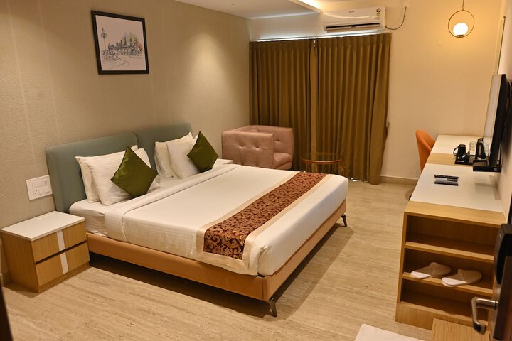Hotel 63 of 63