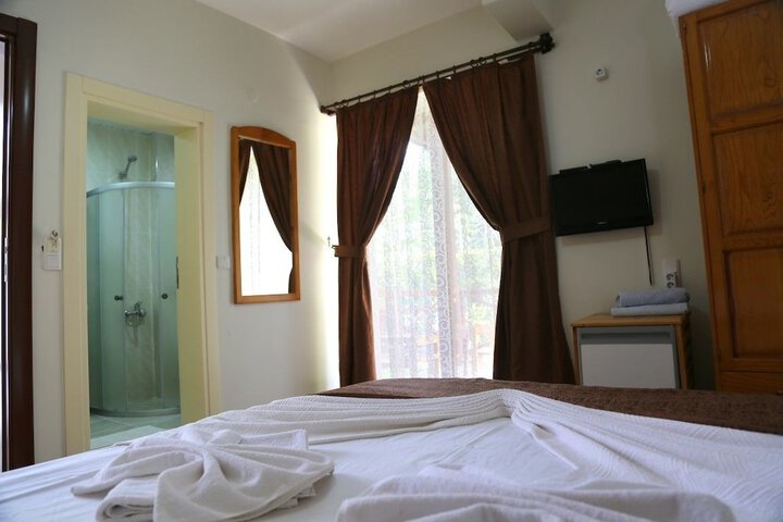 Room 12 of 39