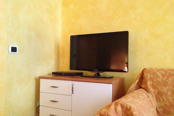 Room 13 of 35