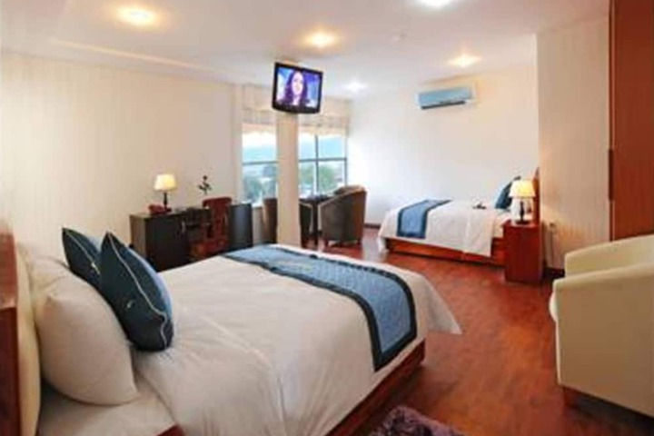 Room 6 of 21