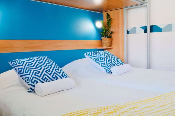 Room 15 of 130