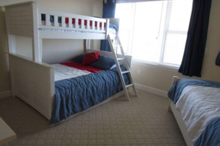 Room 20 of 26