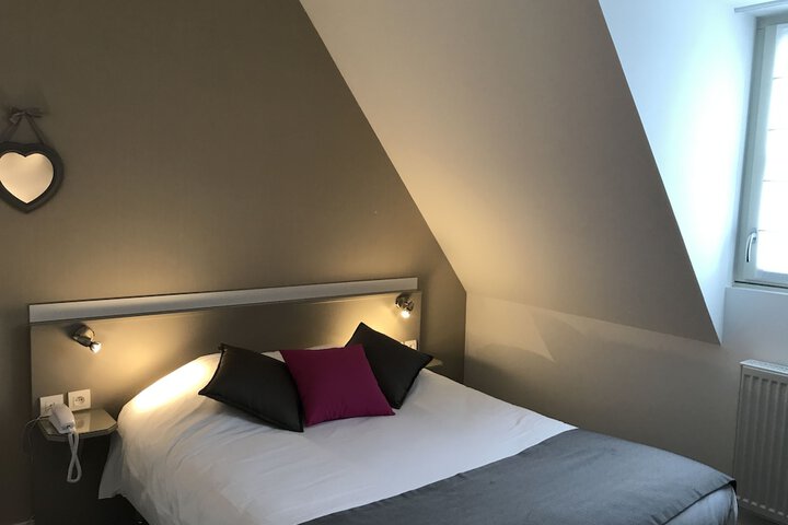 Room 16 of 68