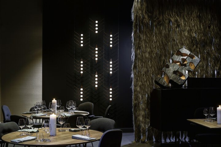 Dining 47 of 62