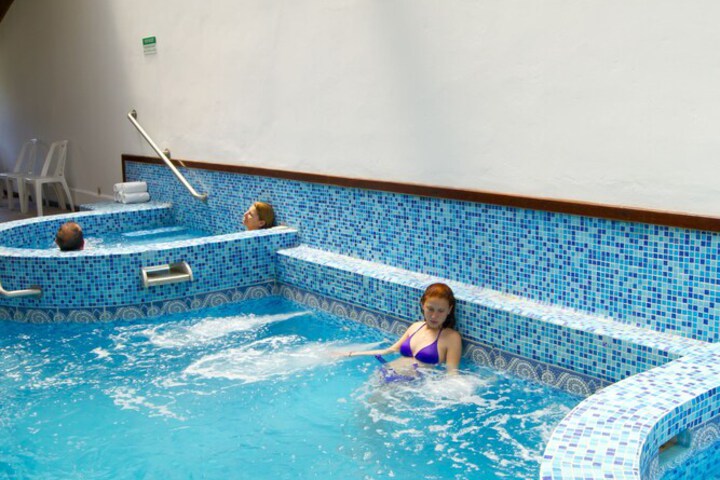 Hotel Pool