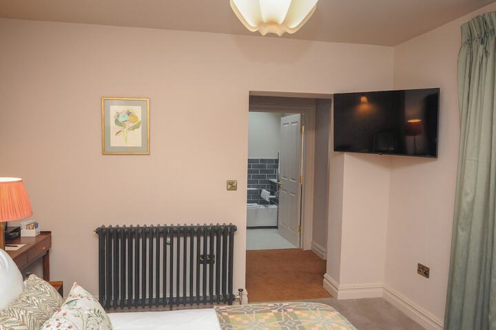 Room 15 of 61