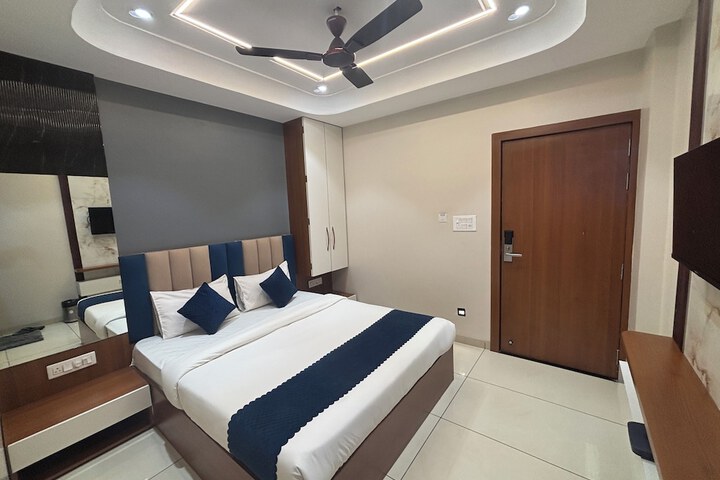 Room 12 of 56