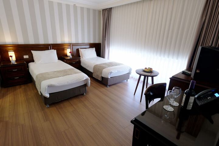 Room 10 of 53