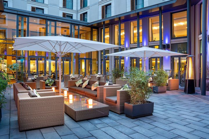 Dining 96 of 105
